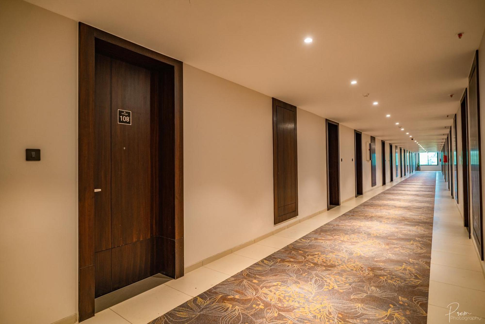 Hotel Omaya Garden Rāipur Eksteriør billede