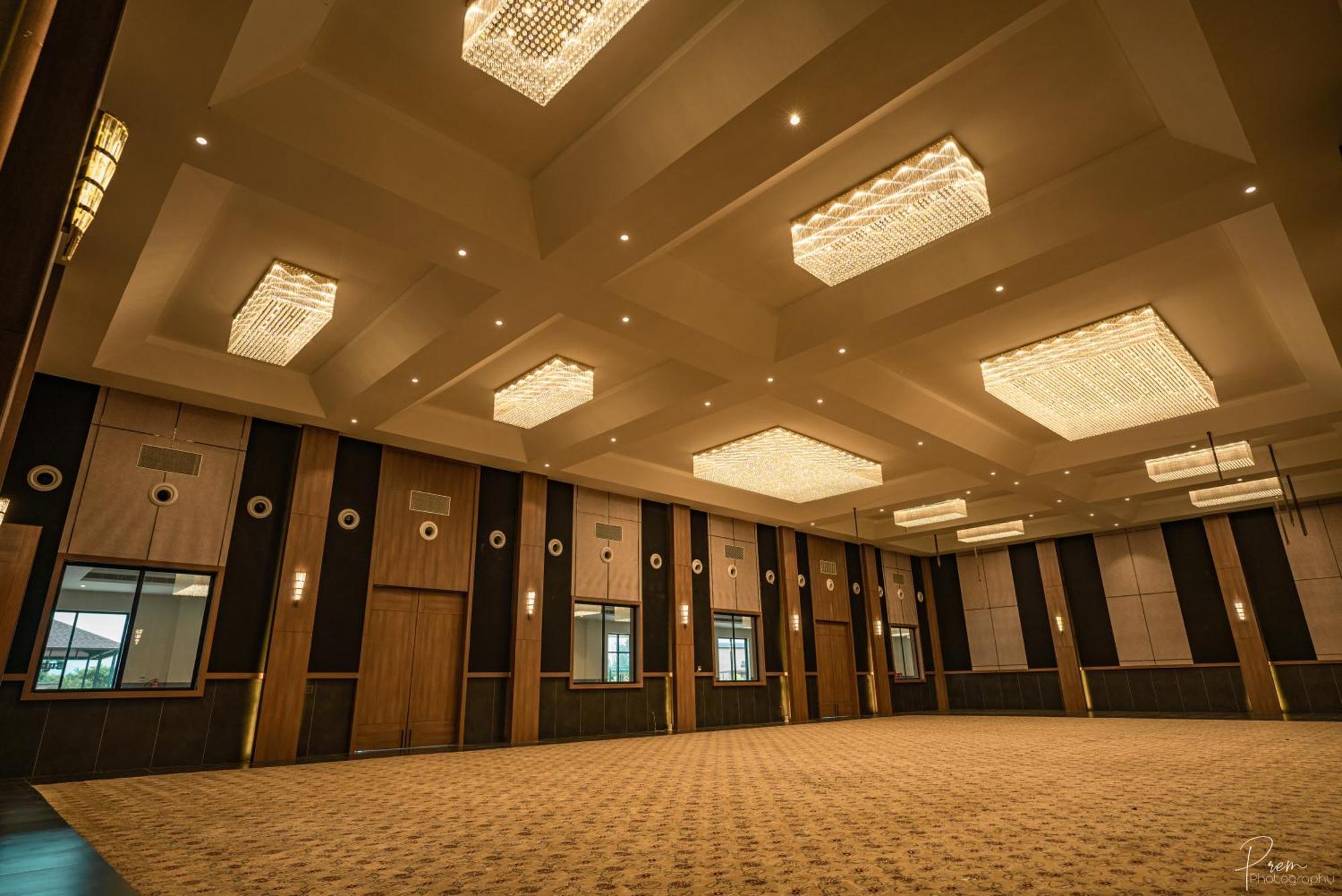 Hotel Omaya Garden Rāipur Eksteriør billede