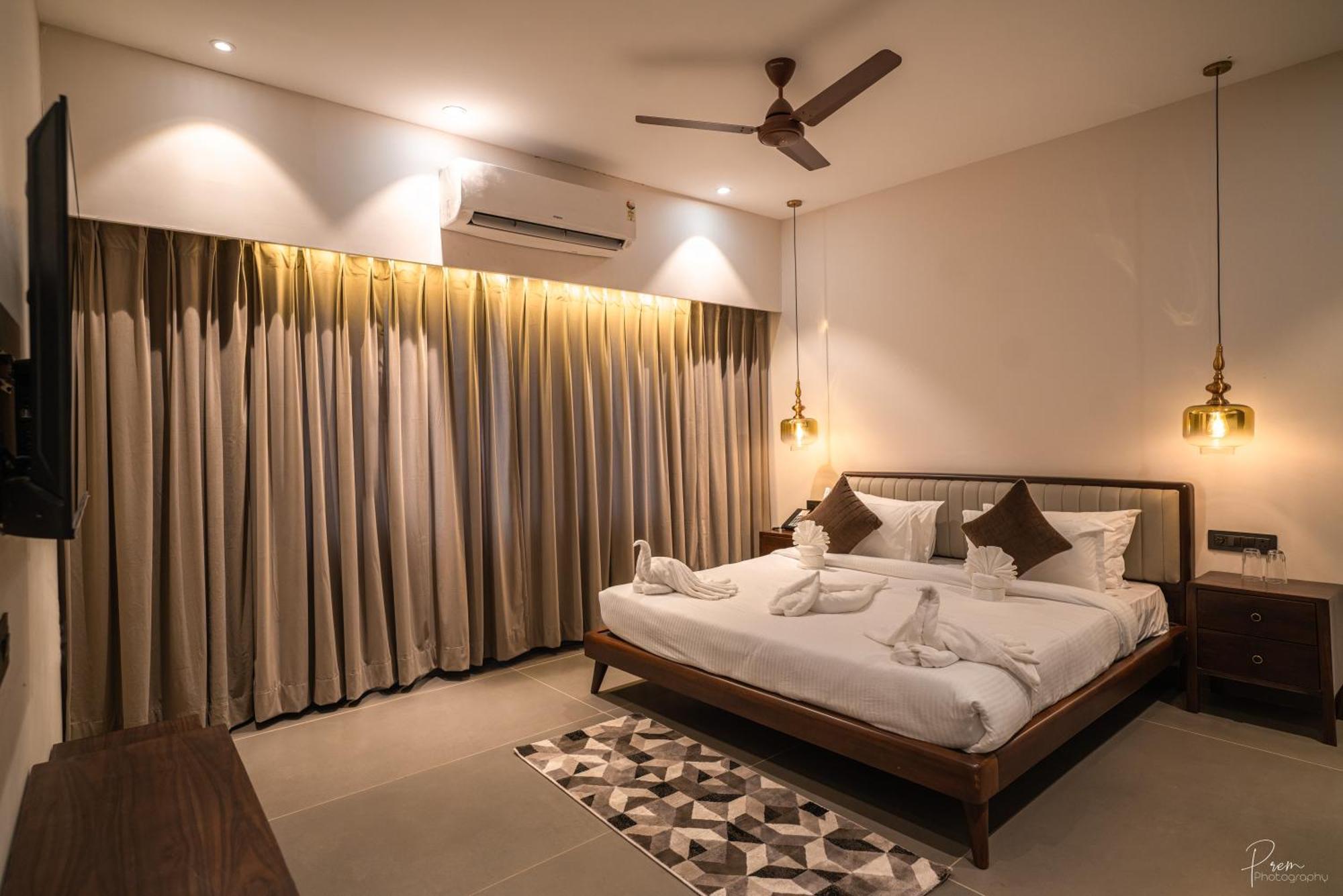 Hotel Omaya Garden Rāipur Eksteriør billede